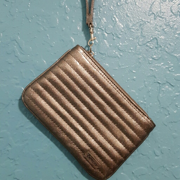 ~ Express Silver Wristlet ~ - Picture 3 of 3