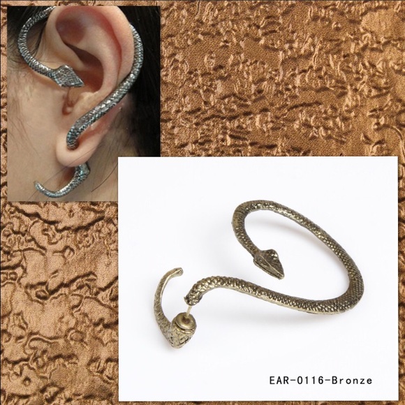 Accessories - Bronze snake earring/cuff