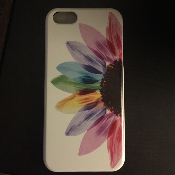 iPhone 5 case 💓 - Picture 1 of 2