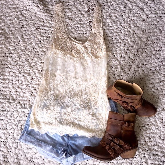 Cream colored lace/crochet boho top
