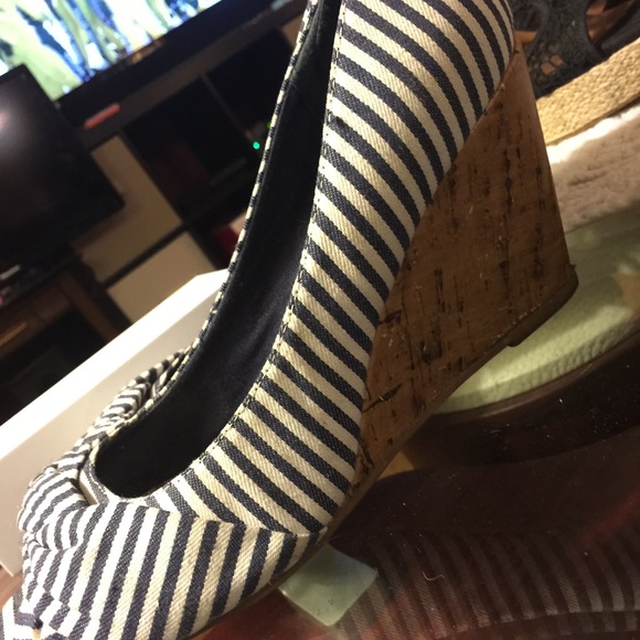 Rampage Wedges - Picture 2 of 3
