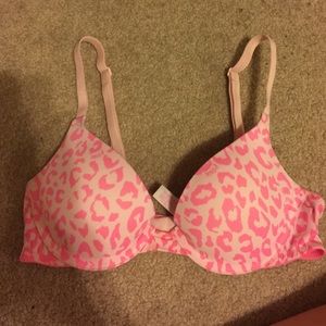 WEAR EVERYWHERE PUSH UP PINK VS BRA