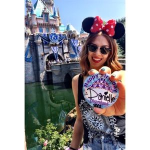 Meet your Posher, Danielle