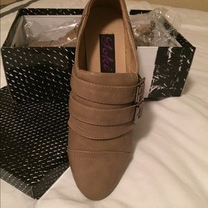 Modcloth Yoki Brand Jadia Style