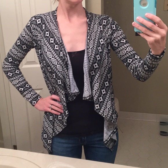 Aztec print Charlotte Russe cardigan - Picture 1 of 2