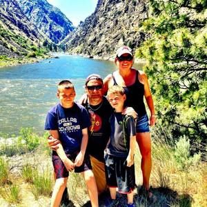 Meet your Posher, Melissa