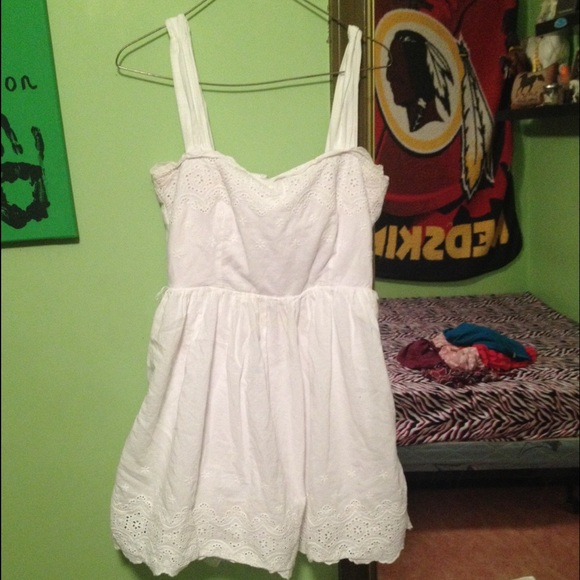 Emerald Sundae Dresses & Skirts - White Lace Dress