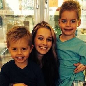 Meet your Posher, Katie