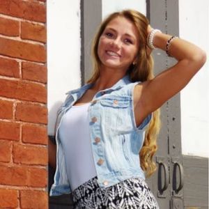 Meet your Posher, Nicole