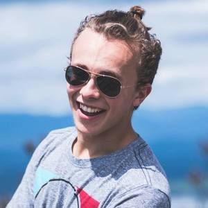 Meet your Posher, Tanner