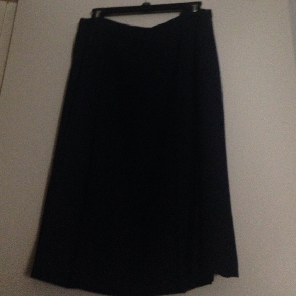 Navy blue long skirt