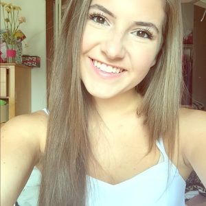 Meet your Posher, Jordyn