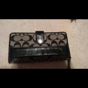 Coach wallet