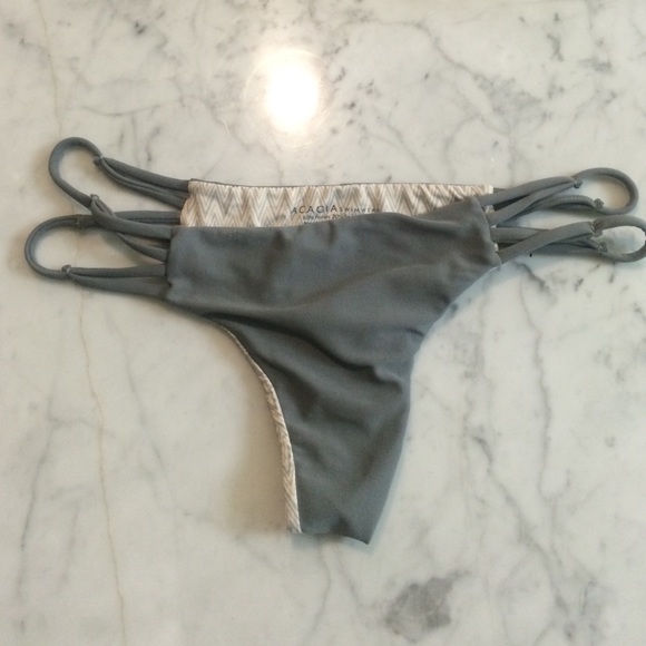 🚫🚫sold🚫🚫Acacia Maui bottom