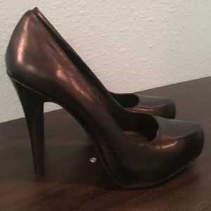 Michael Antonio Patent Leather Pumps