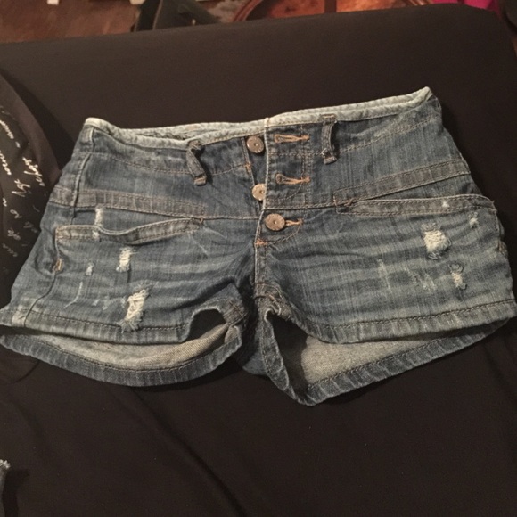 Shorts hardly worn size 1 - Picture 1 of 2