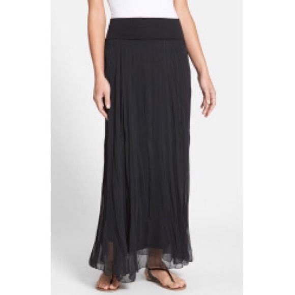 NWT!! Max and Mia crinkled maxi skirt