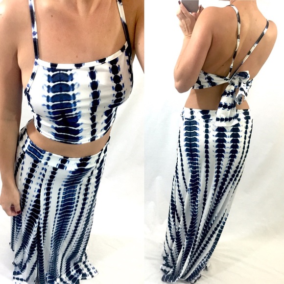Tie Dye Two piece maxi set! 😍🆕