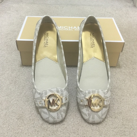 Michael Kors Shoes - Brand new Michael Kors shoes in vanilla color