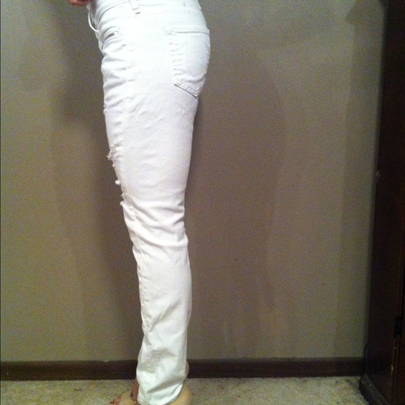 🥀DONATING 4/20 Moto Victoria Distress Denim - Picture 2 of 4