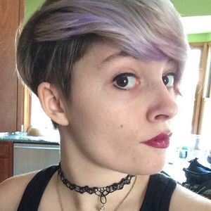 Meet your Posher, Nora