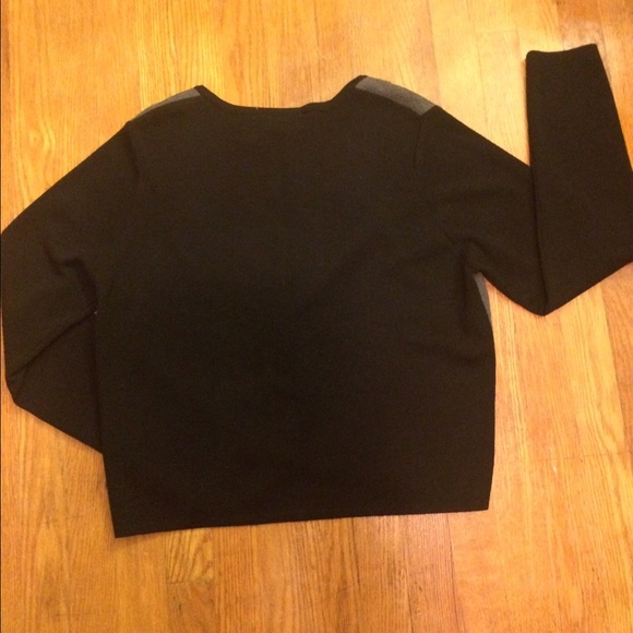 GIFTED🎁Women's grey and black sweater - Picture 2 of 3