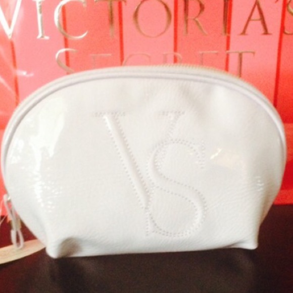 Victoria's Secret small cosmetic bag. Light lilac - Picture 1 of 3