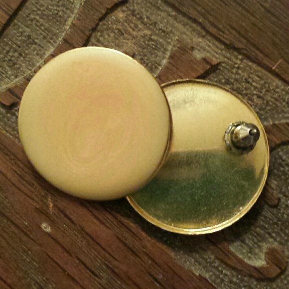 🍀VINTAGE HP🍀 Round Peach Fashion Earrings - Picture 2 of 4