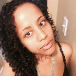 Meet your Posher, Teresa