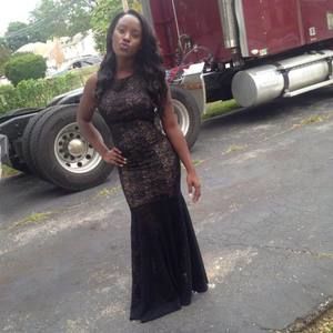 Meet your Posher, Veneisha