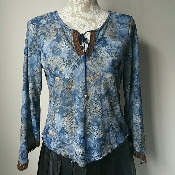 Blue Bohemian Longsleeved Top - Picture 1 of 3