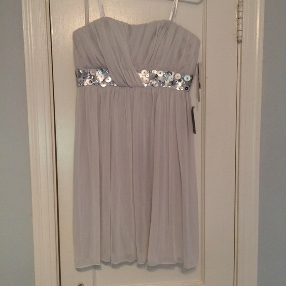 Strapless light grey chiffon dress with sequins
