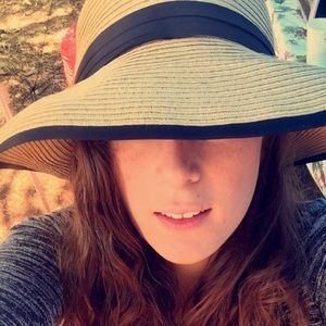 Meet your Posher, Jeana