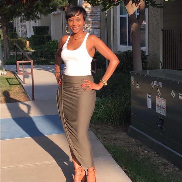 Meet your Posher, Shelia - Picture 2 of 4