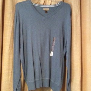 NWT Sonoma V neck sweater Men's