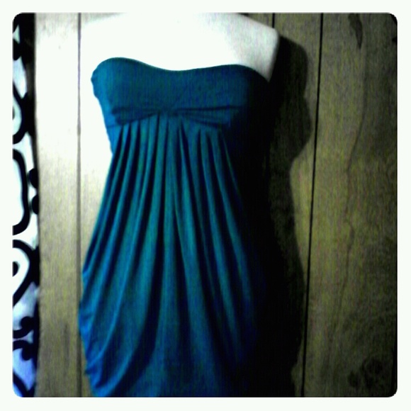 Strapless dress