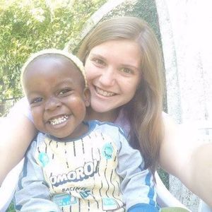 Meet your Posher, Olivia