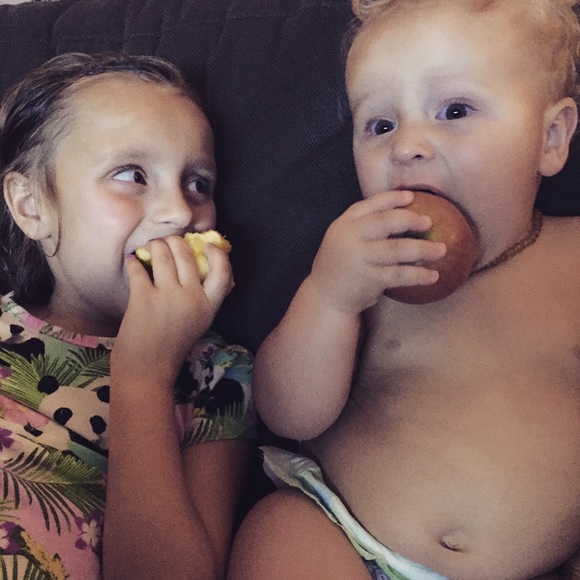 Meet your Posher, Brooke - Picture 1 of 1