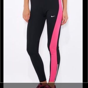 Nike essential leggings