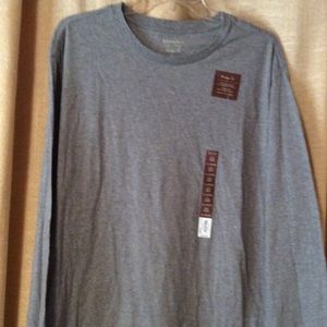 Men's. Grey long sleeve T   NWT