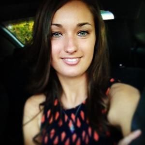 Meet your Posher, Christina