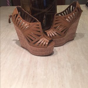 💥🎉SALE💥🎉STEVE MADDEN WEDGES