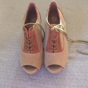 Gianni Bini open toe wedges