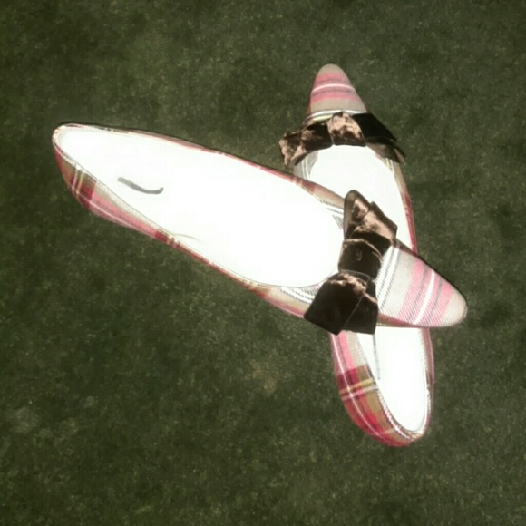 Pointy flats - Picture 2 of 3