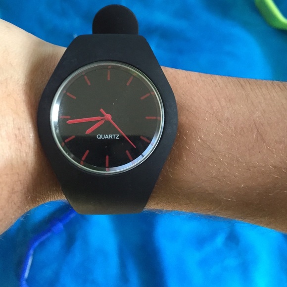 Watch - Picture 2 of 2