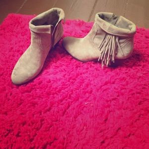 SAM EDELMAN BARELY WORN BOOTIES