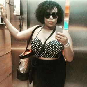 Meet your Posher, Vanessa