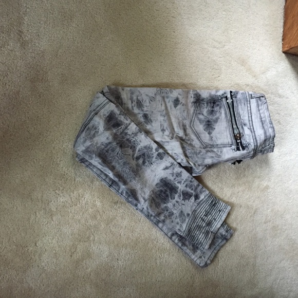 Jeans - Picture 2 of 2