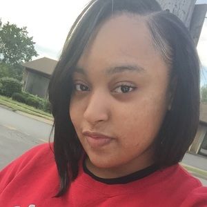 Meet your Posher, Cortney