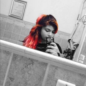 Meet your Posher, Natalie